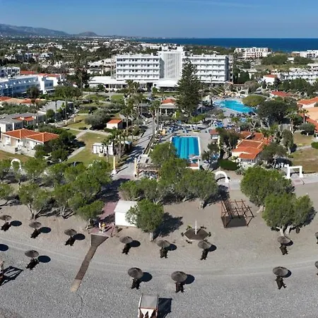 Atlantis 4*