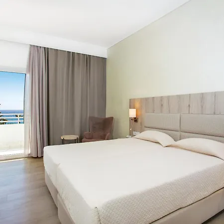 Resort Atlantis 4*