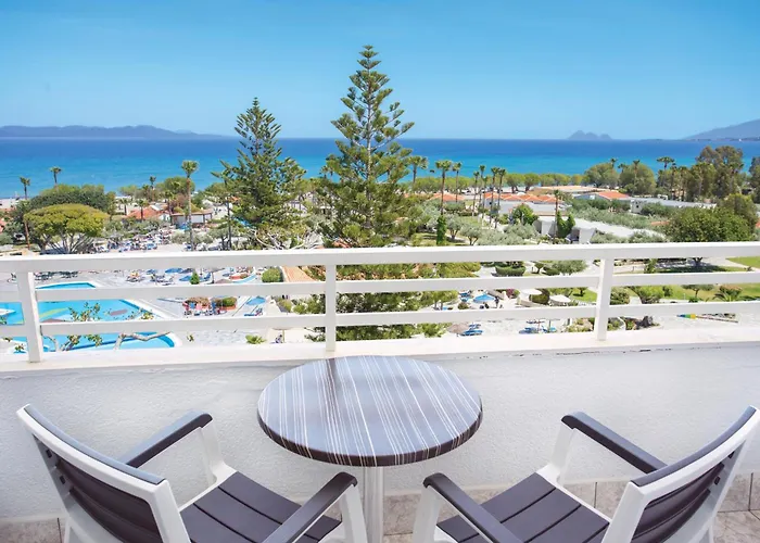 Atlantis 4*