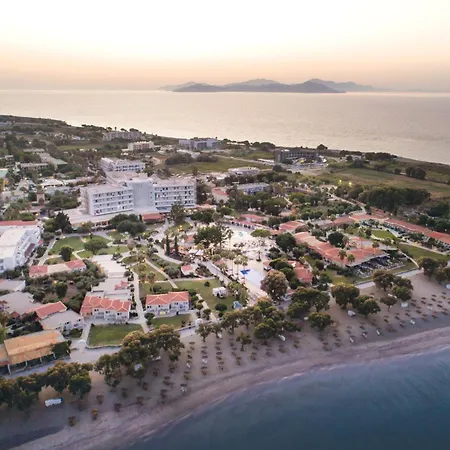 Atlantis Semesteranläggning (resort)