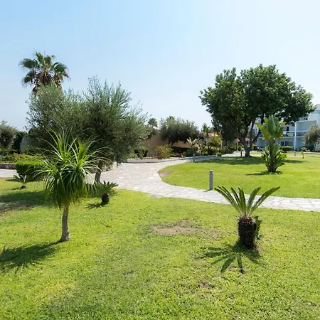 Atlantis Semesteranläggning (resort) Lambi (Kos)